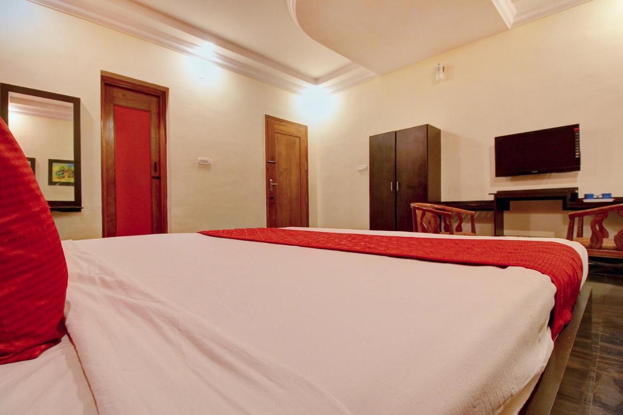 Bed and Breakfast Oyo 7355 Covinille Madurai Exterior foto
